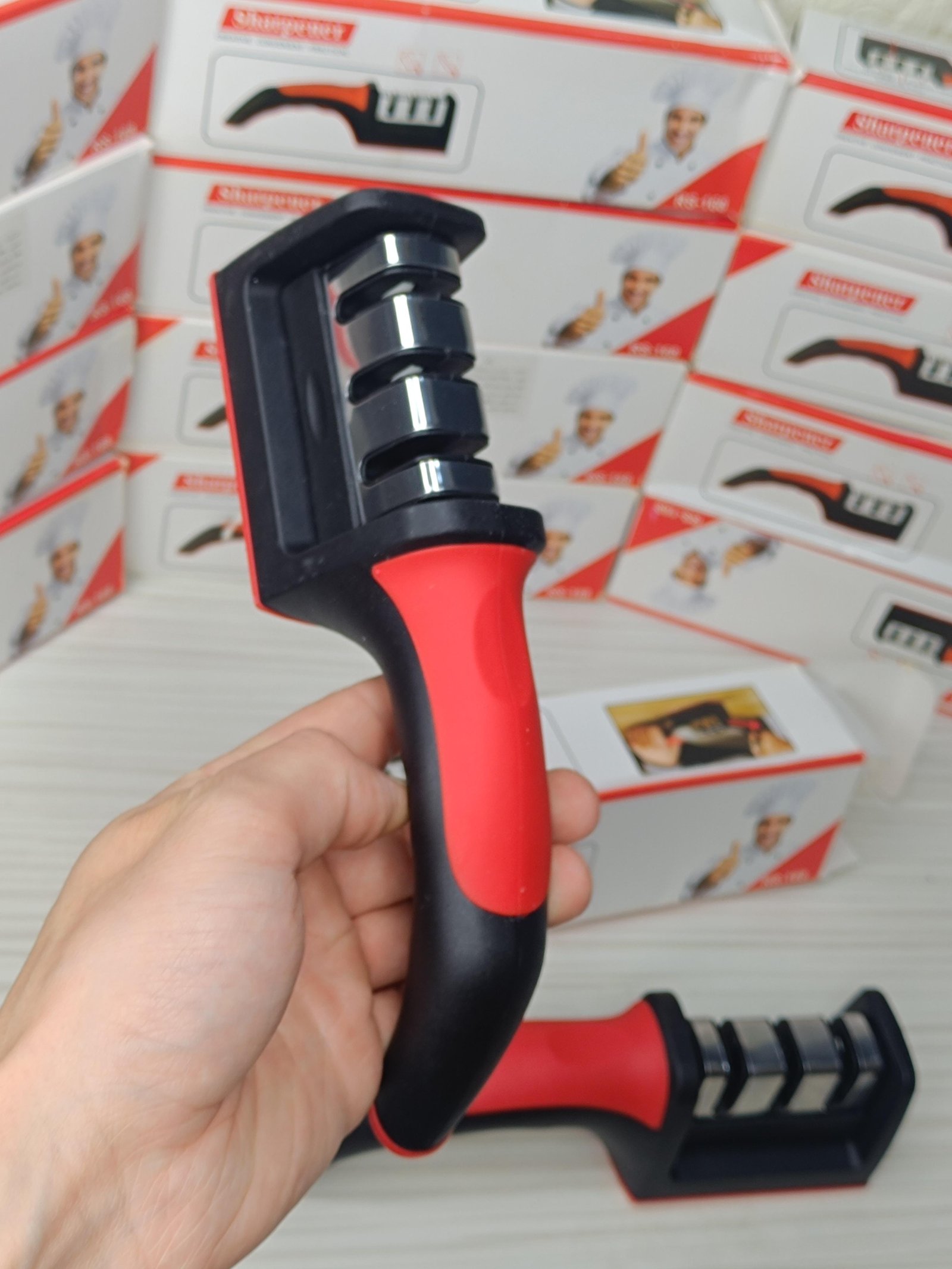 رحاية السكاكين