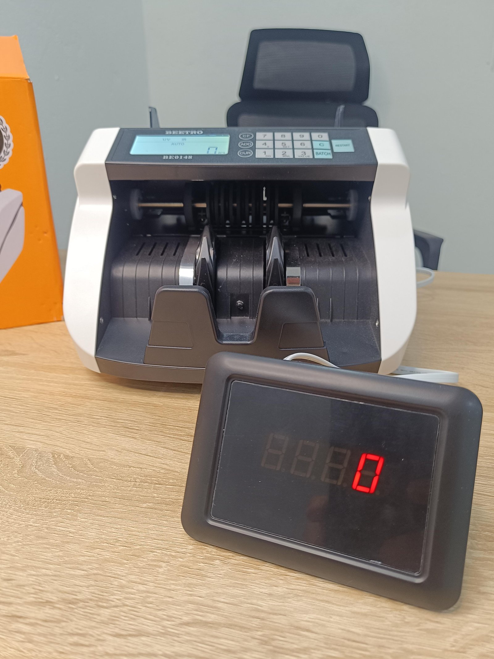 Compteuse de Billet Beetro